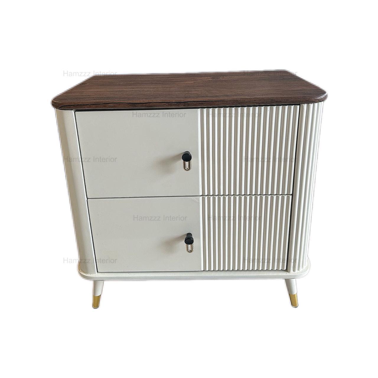 H-101 - Sidetable